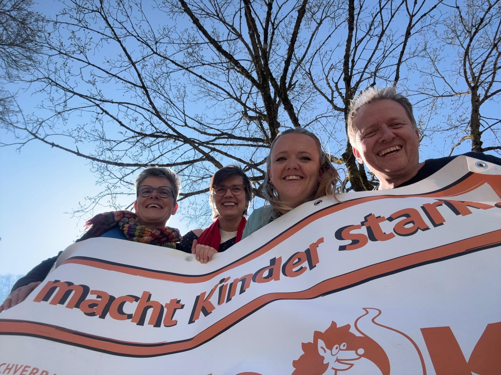 Teambild Geschäftsstelle DOK Bern Teambild Geschäftsstelle DOK Bern